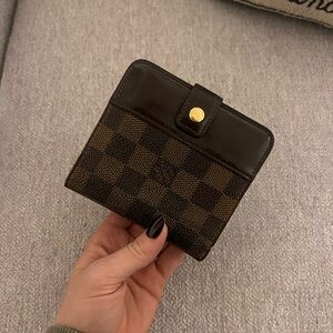 Louis Vuitton Damier Compact Zip Wallet